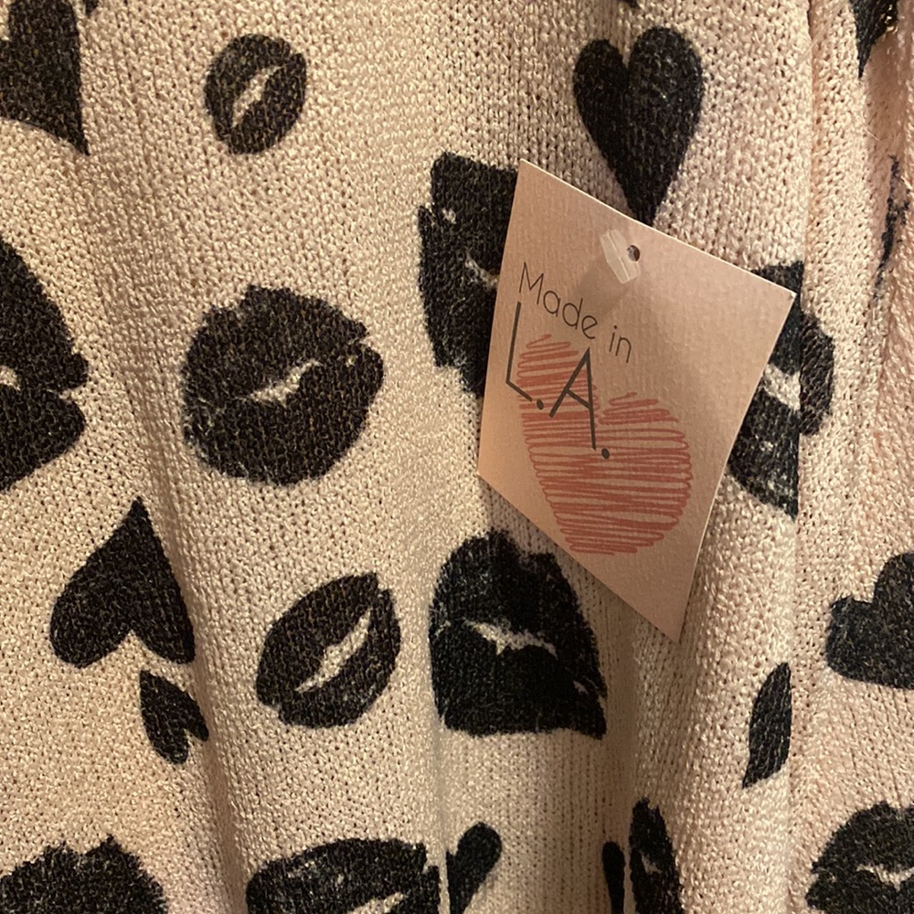 SOLD✔️ - Picture 2 of 3